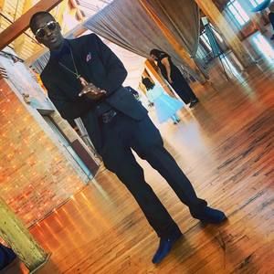 Meet your Posher, Malik